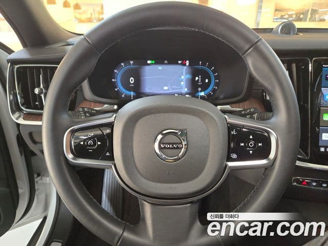 Volvo V60 Cross Country 2025 — ფოტო 10/17