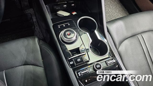 Kia K5 2020 — Photo 2/20