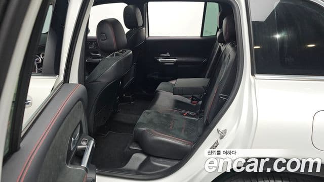 Mercedes-Benz GLB-Class 2021 — Şəkil 11/20