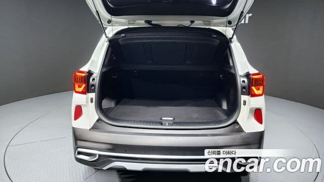 Kia Seltos 2021 — ფოტო 20/20