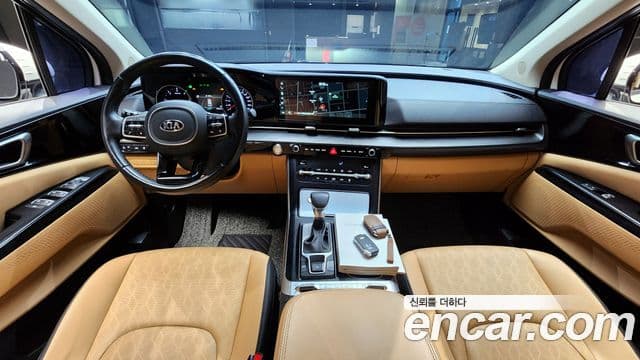 Kia Carnival 2020 — ფოტო 5/20