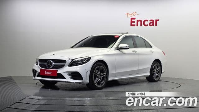 Mercedes-Benz C-Class 2020 — ფოტო 1/20