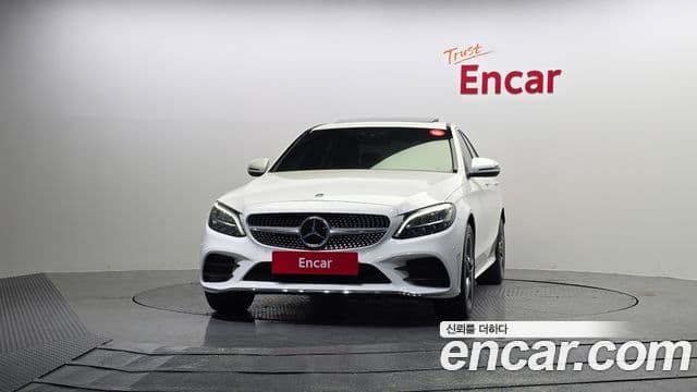 Mercedes-Benz C-Class 2020 — ფოტო 3/20