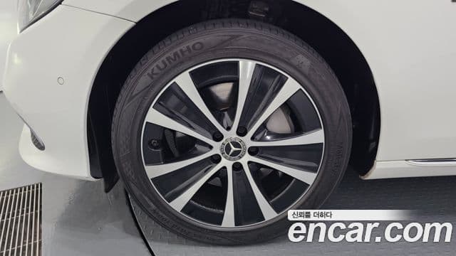 Mercedes-Benz E-Class 2020 — Şəkil 5/20