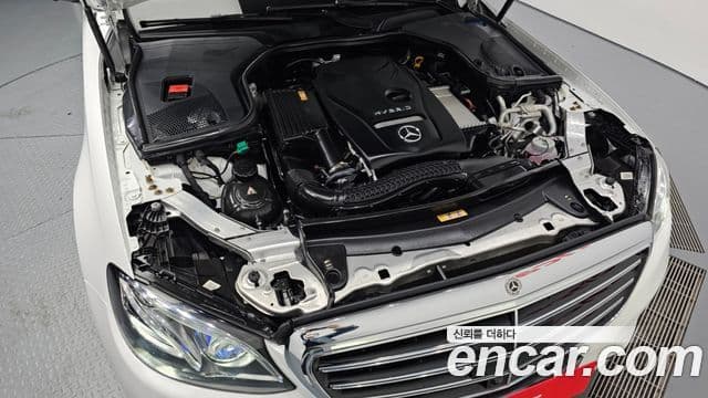 Mercedes-Benz E-Class 2020 — Şəkil 6/20