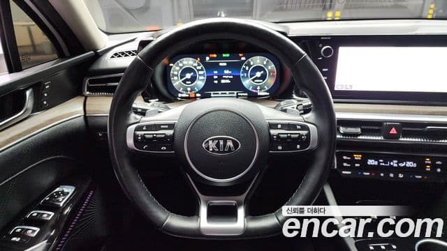 Kia K5 2020 — Şəkil 13/20