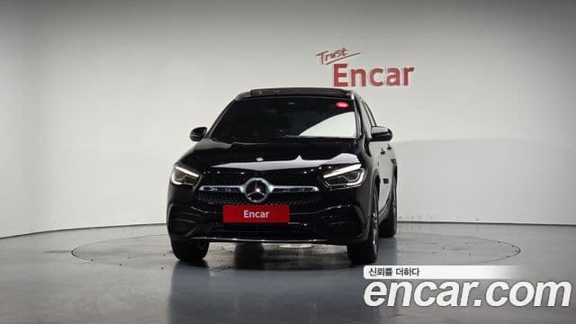 Mercedes-Benz GLA-Class 2020 — Şəkil 3/20