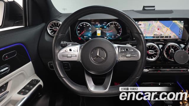 Mercedes-Benz GLA-Class 2020 — Şəkil 14/20