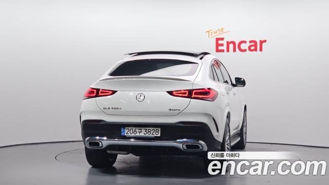 Mercedes-Benz GLE-Class 2023 — Şəkil 4/20
