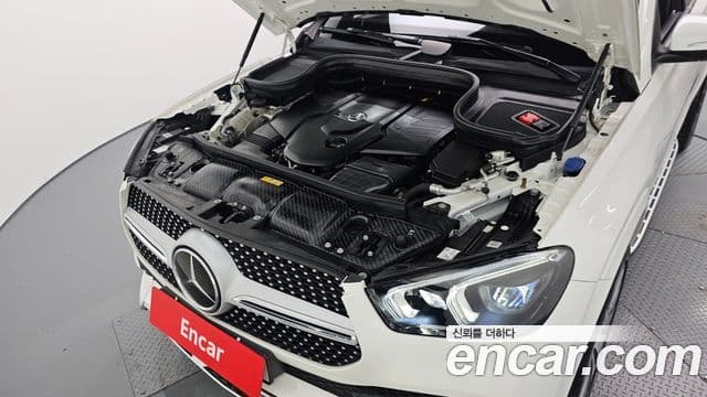 Mercedes-Benz GLE-Class 2023 — Şəkil 6/20