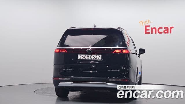 Kia Carnival 2020 — ფოტო 4/20