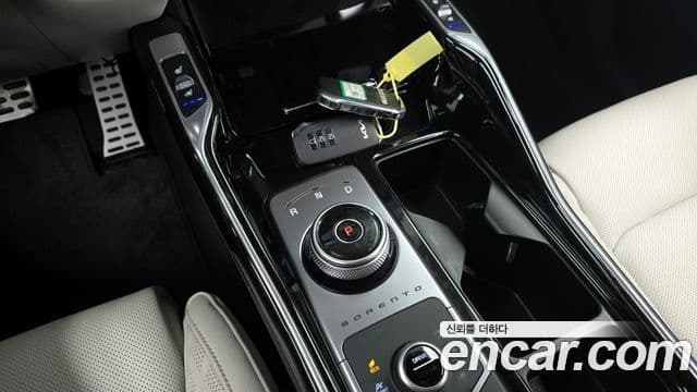 Kia Sorento 2023 — Şəkil 9/20