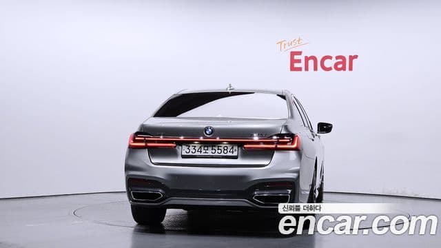 BMW 7 Series 2020 — ფოტო 4/20
