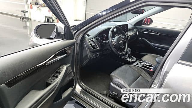 Kia Seltos 2022 — Photo 11/20