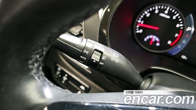 Kia Seltos 2022 — Photo 14/20