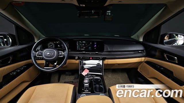 Kia Carnival 2021 — ფოტო 7/20