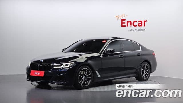 BMW 5 Series 2022 — ფოტო 1/20