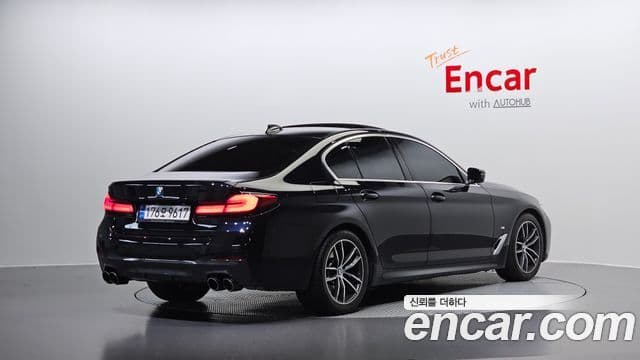 BMW 5 Series 2022 — ფოტო 2/20
