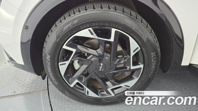 Kia Sportage 2021 — ფოტო 5/20