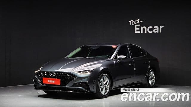 Hyundai Sonata Hybrid 2023 — Photo 5/20