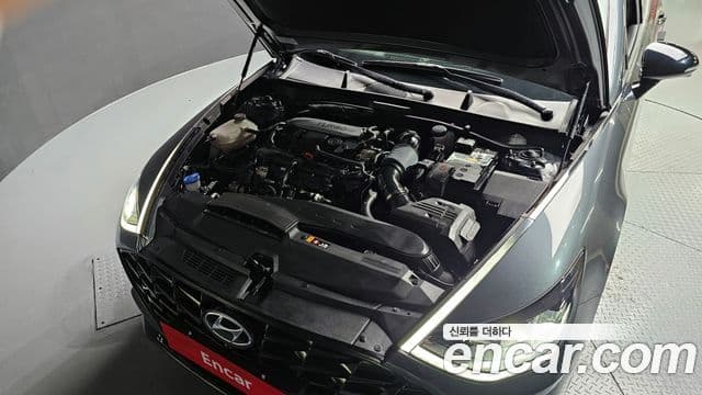 Hyundai Sonata Hybrid 2023 — Photo 17/20
