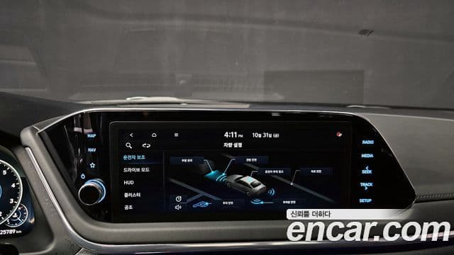 Hyundai Sonata Hybrid 2023 — Photo 11/20