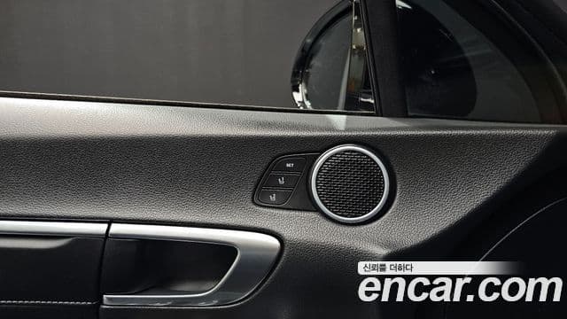 Hyundai Sonata Hybrid 2023 — Photo 16/20