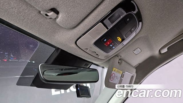 Hyundai Sonata Hybrid 2023 — Photo 8/20