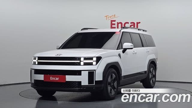 Hyundai Santa Fe 2023 — ფოტო 1/20