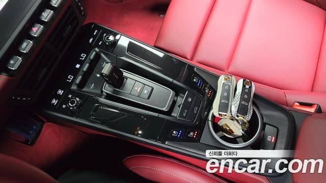 Porsche 911 2025 — ფოტო 8/20