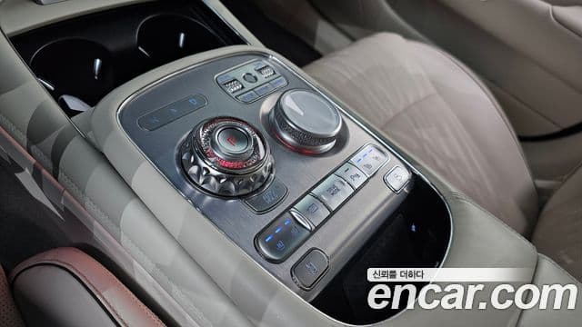 Genesis G90 2022 — Şəkil 9/20