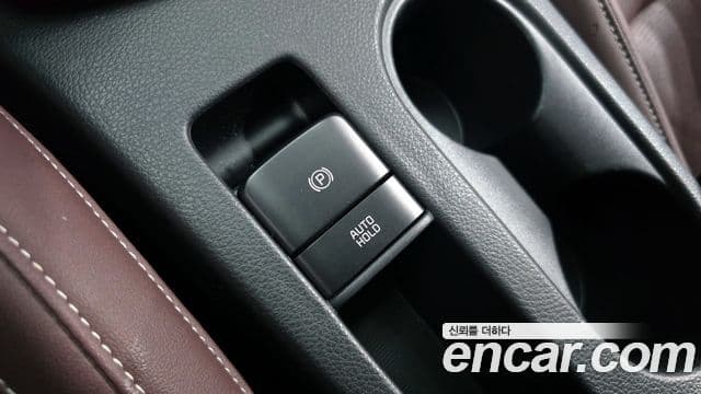 Kia Seltos 2021 — Şəkil 17/20