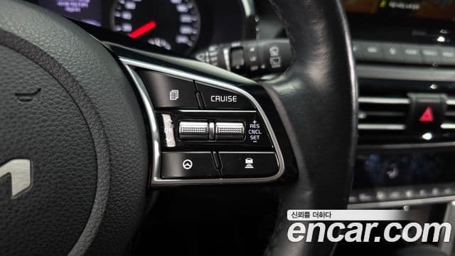 Kia Seltos 2021 — Şəkil 18/20