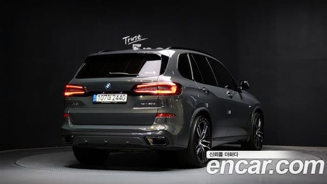 BMW X5 2023 — ფოტო 1/20