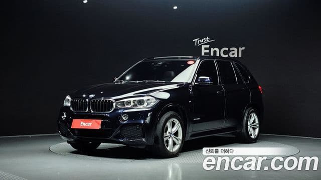 BMW X5 2018 — Photo 8/20