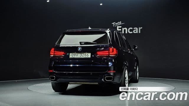 BMW X5 2018 — Photo 11/20