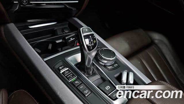 BMW X5 2018 — Photo 10/20