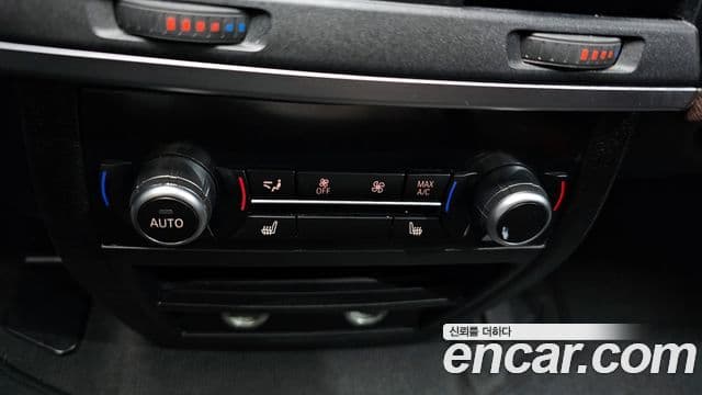 BMW X5 2018 — Photo 9/20