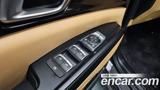 Kia Carnival 2022 — Şəkil 17/20