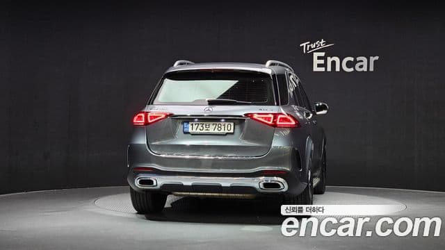 Mercedes-Benz GLE-Class 2021 — ფოტო 4/20