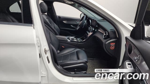 Mercedes-Benz C-Class 2020 — Фото 11/20