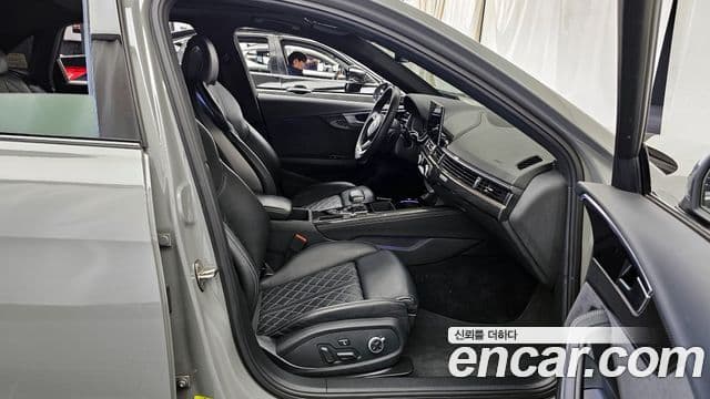 Audi A4 2021 — ფოტო 11/20