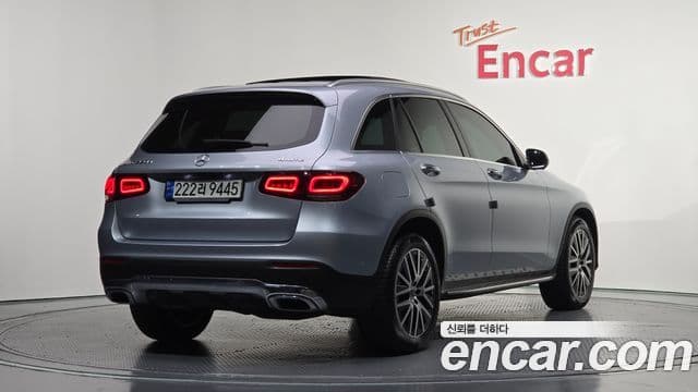 Mercedes-Benz GLC-Class 2022 — ფოტო 19/20