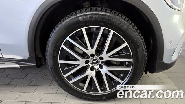 Mercedes-Benz GLC-Class 2022 — ფოტო 12/20
