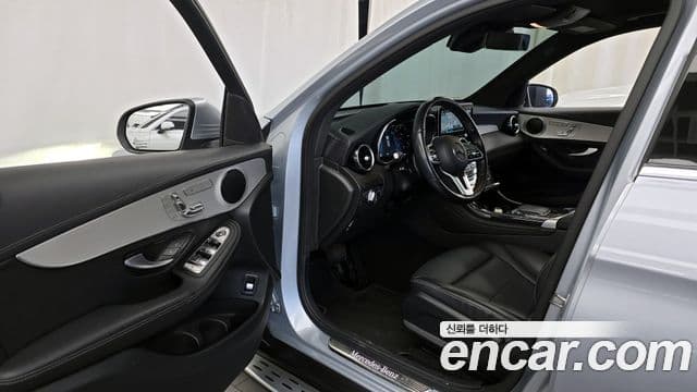Mercedes-Benz GLC-Class 2022 — ფოტო 13/20