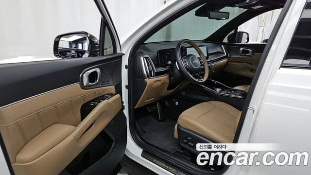 Kia Sorento 2023 — Şəkil 10/20