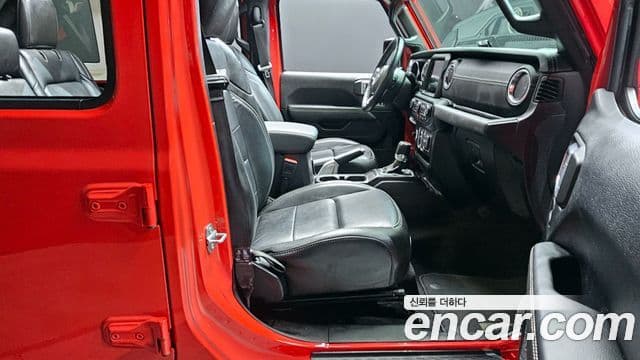 Jeep Wrangler 2021 — ფოტო 11/20