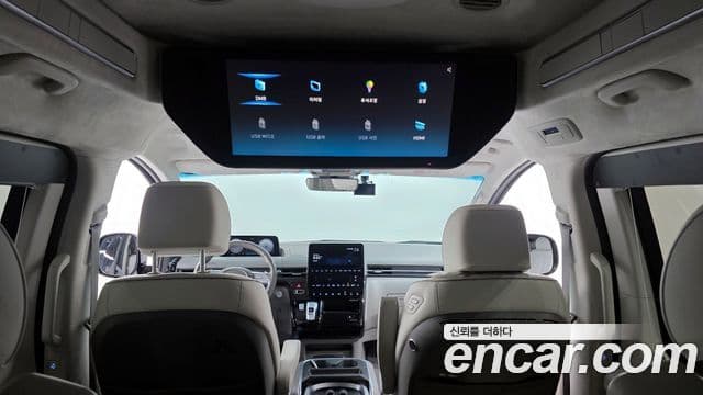 Hyundai Staria 2022 — Фото 19/20
