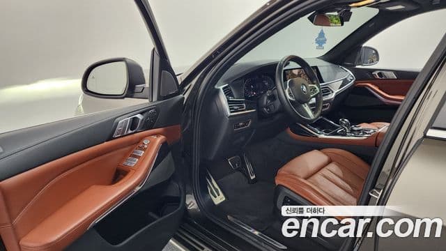 BMW X7 2022 — ფოტო 10/20