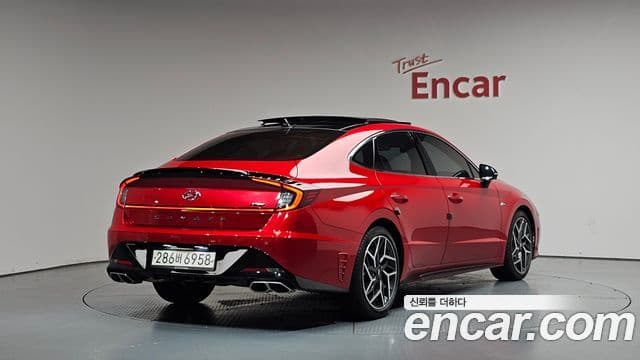 Hyundai Sonata 2020 — ფოტო 2/20